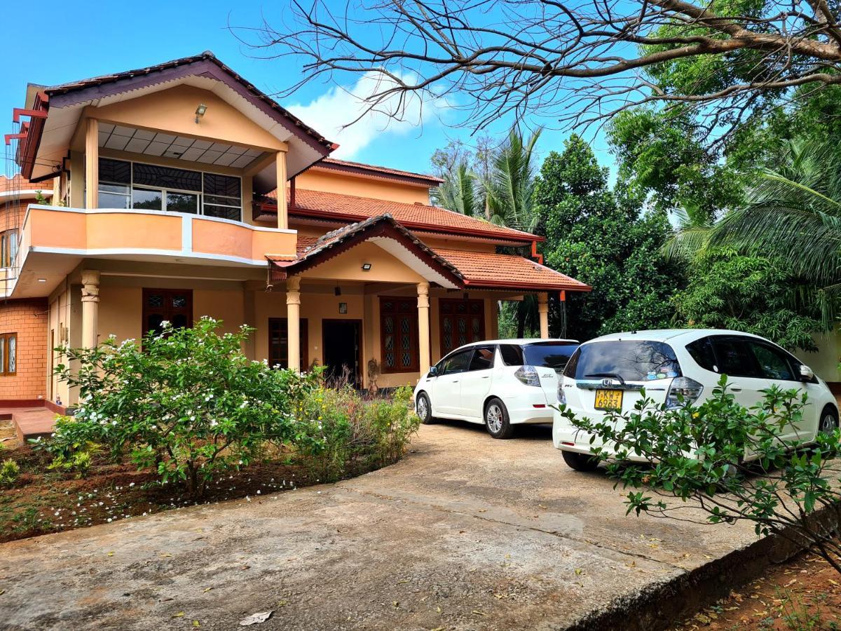 Ashoka Villa ジャフナ エクステリア 写真